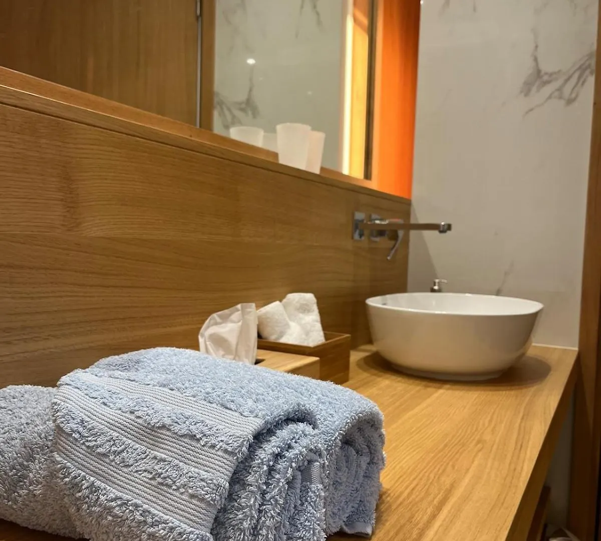 Homestay Vue Epoustouflante Sur La Mer Le Lavandou France